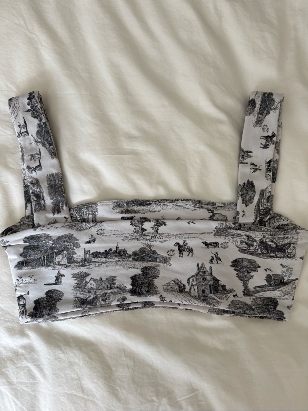 WeWoreWhat | Toile Print | Sports Bra - Picture 3 of 5